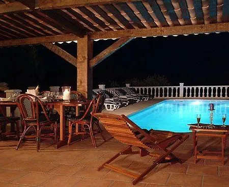 Casa Rossa Villa *